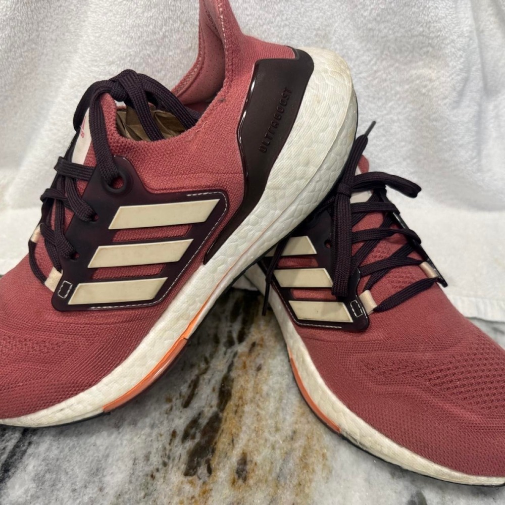 Adidas Ultra Boost 2023 Burgundy 7.5